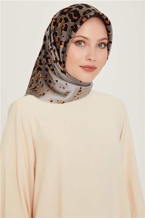 Armine Leopar Desenli Sura Saf İpek Eşarp 9249D 02 31