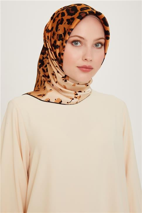 Armine Leopar Desenli Twill Saf İpek Eşarp 9249D 01