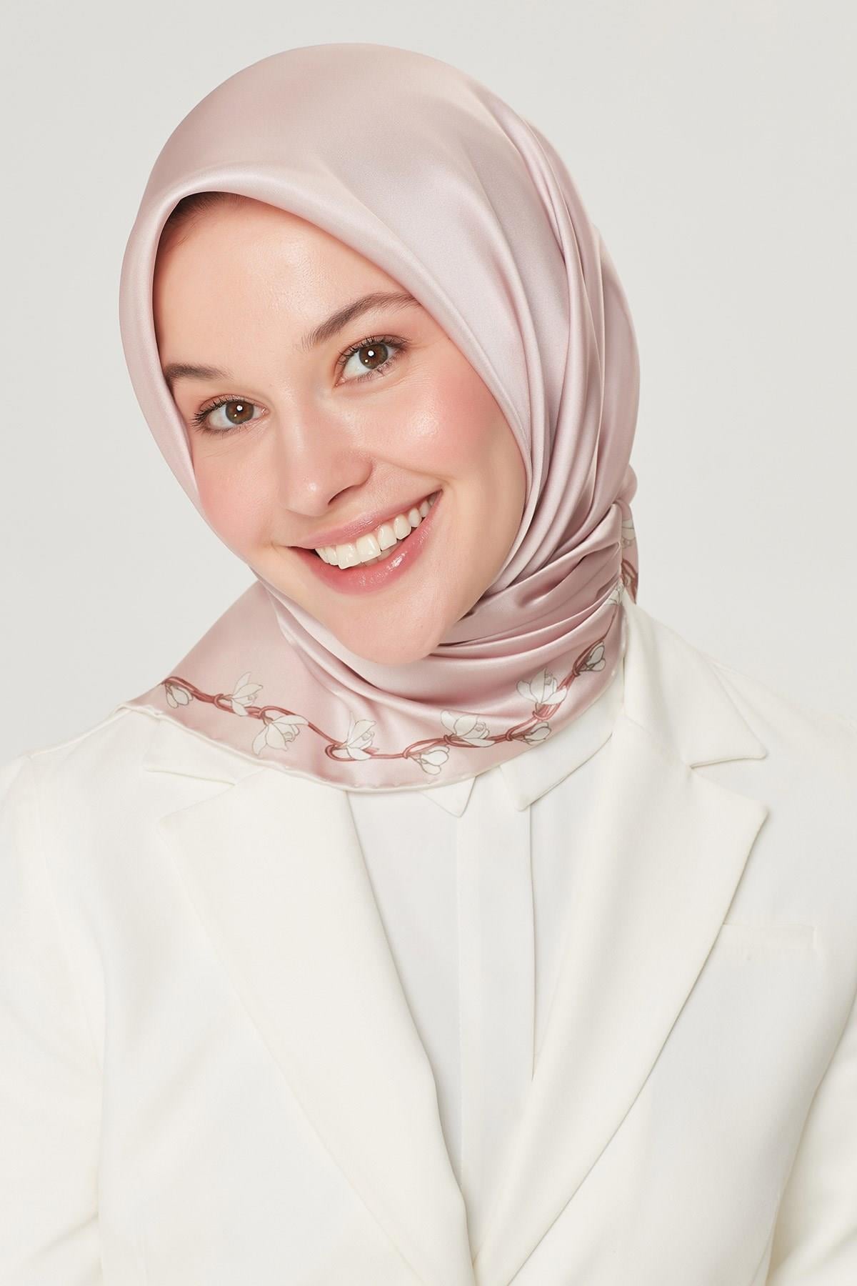 Armine Nostalji Serisi İpek Sura Eşarp 8553DS-83