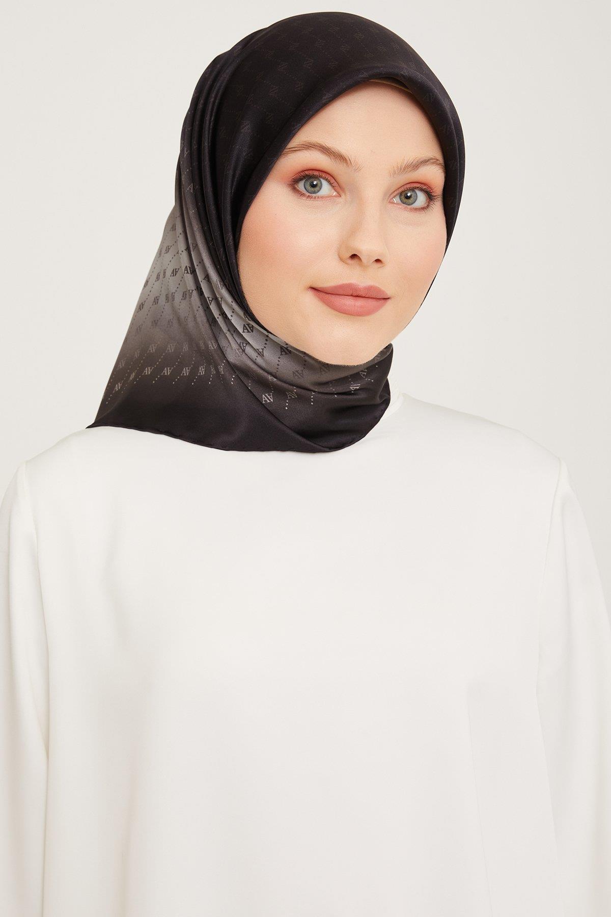Armine Nostalji Serisi Sura İpek Eşarp 9003-08