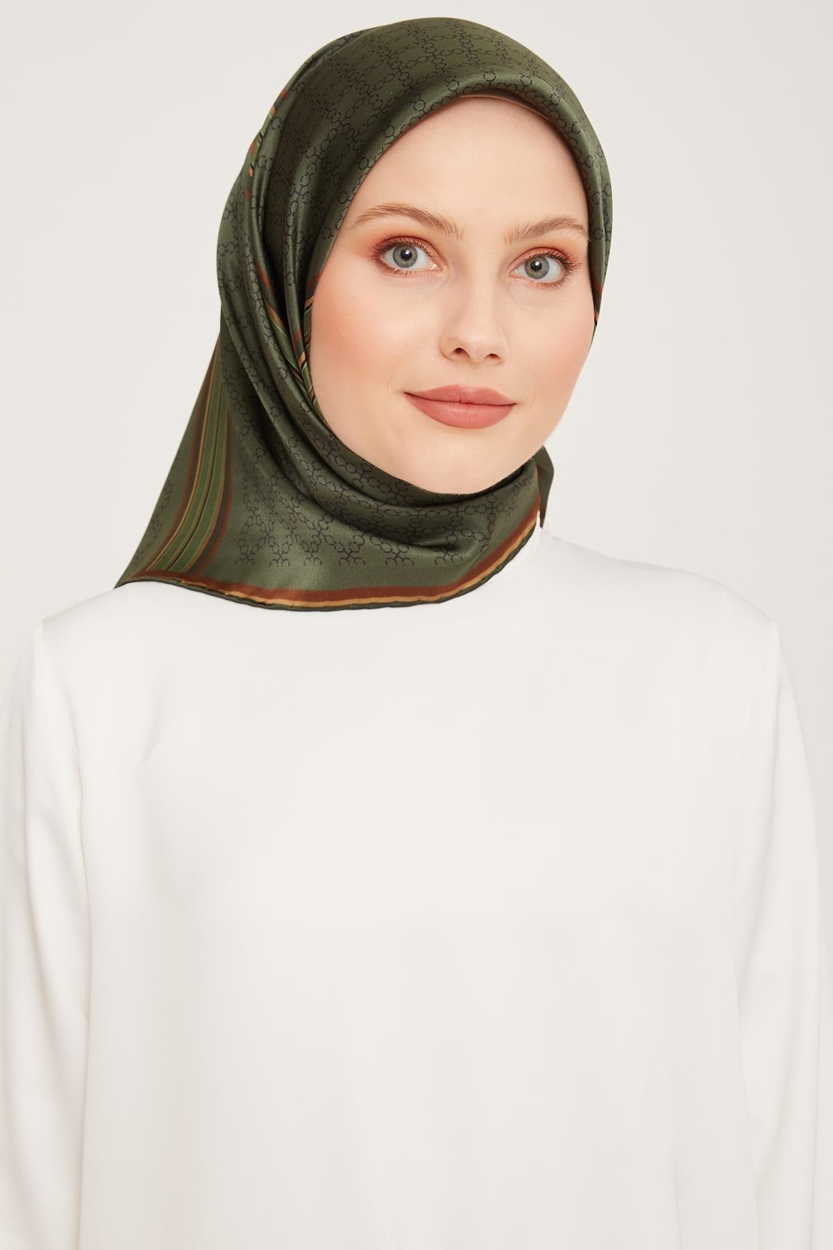 Armine Nostalji Serisi Sura İpek Eşarp 9054-08NS