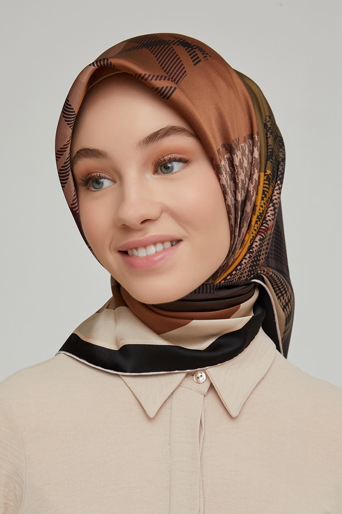 Armine Nostalji Serisi Sura İpek Eşarp 8620DS-38