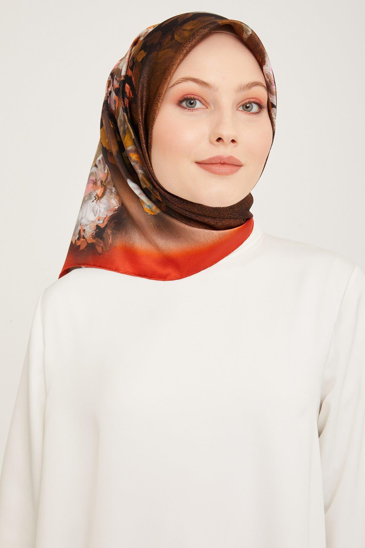 Armine Nostalji Serisi Twill İpek Eşarp 9025-53NT