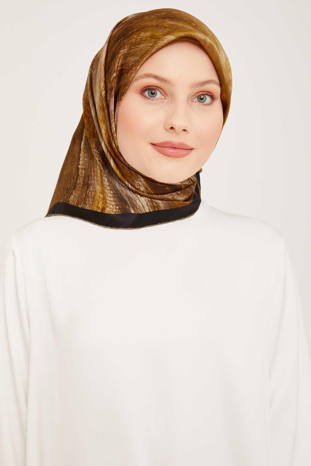 Armine Nostalji Serisi Twill İpek Eşarp 9012-05NT