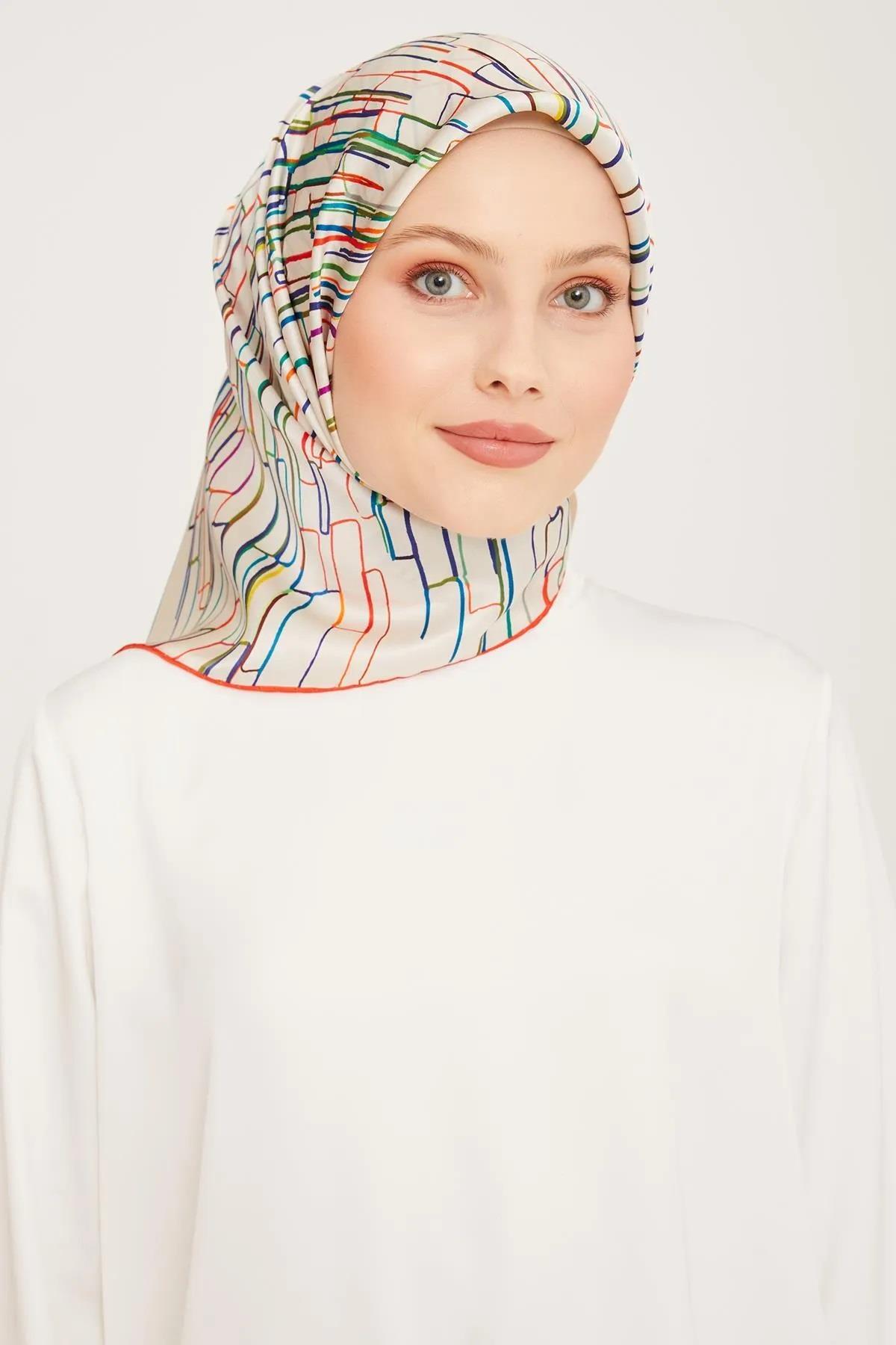 Armine Nostalji Serisi Twill İpek Eşarp 9027-32NT