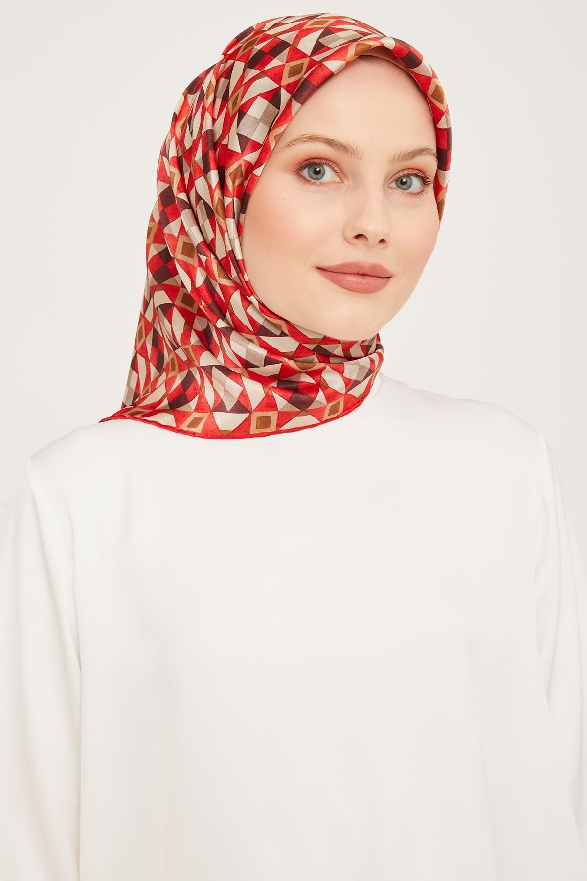 Armine Nostalji Serisi Twill İpek Eşarp 9045-50NT