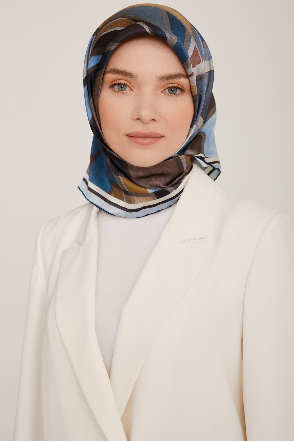 Armine Nostalji Serisi Twill İpek Eşarp 8843-38NT