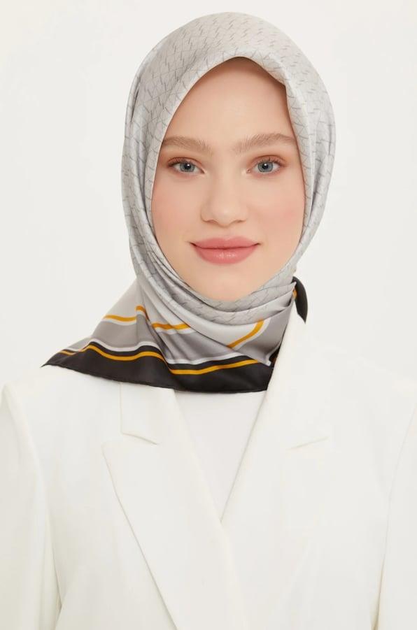 Armine Nostalji Serisi Twill İpek Eşarp 8724-31