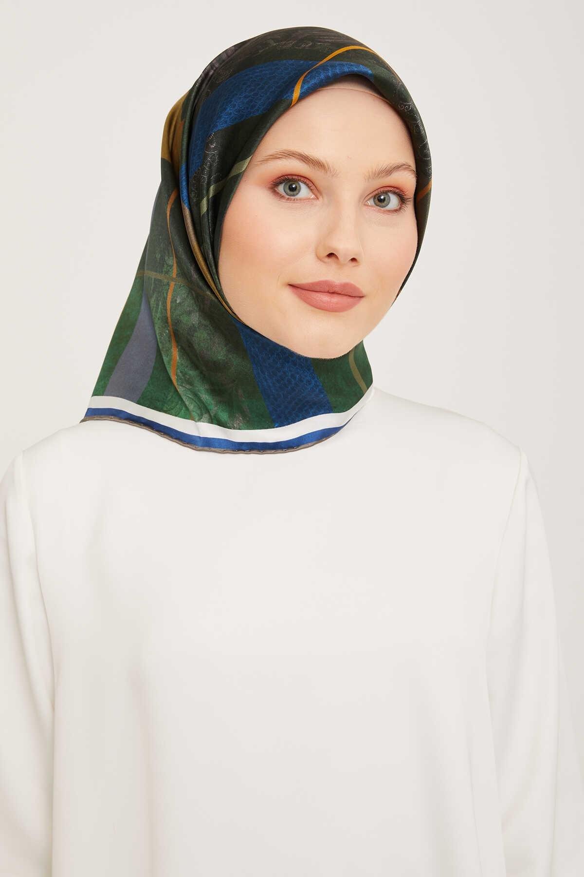 Armine Nostalji Serisi Twill İpek Eşarp 9023-54NT