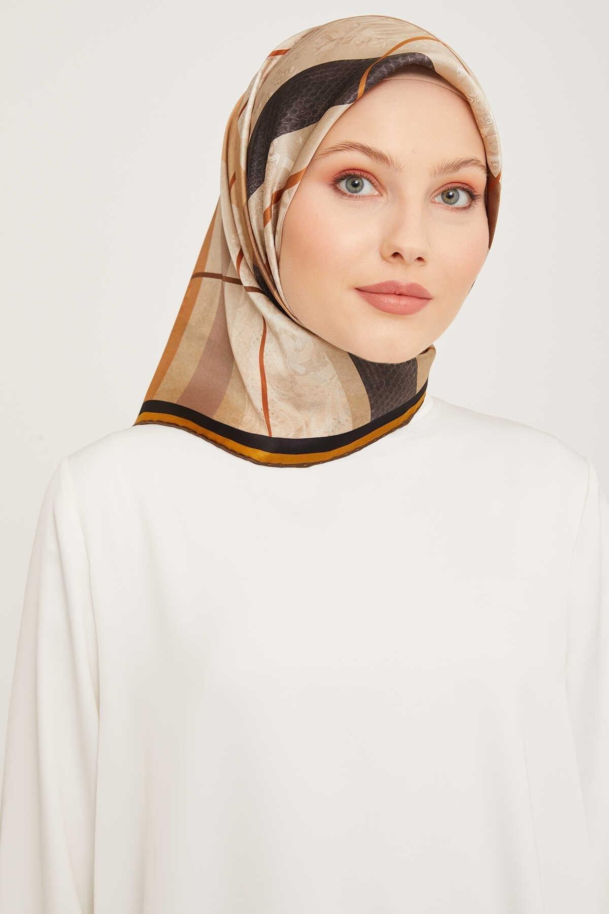 Armine Nostalji Serisi Twill İpek Eşarp 9023-51NT