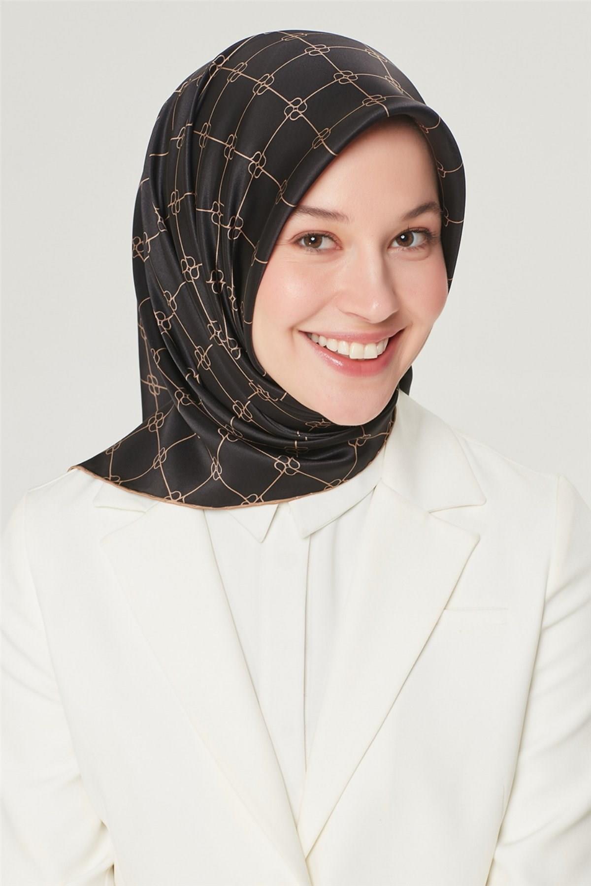 Armine Özel Nostalji Serisi Sura İpek Eşarp Modelleri 8555DS-11