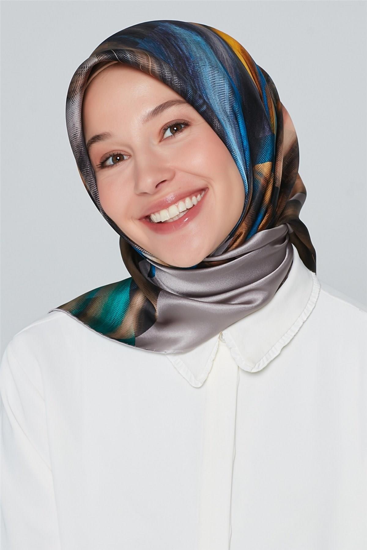 Armine Özel Nostalji Serisi Sura İpek Eşarp Modelleri 8339-32