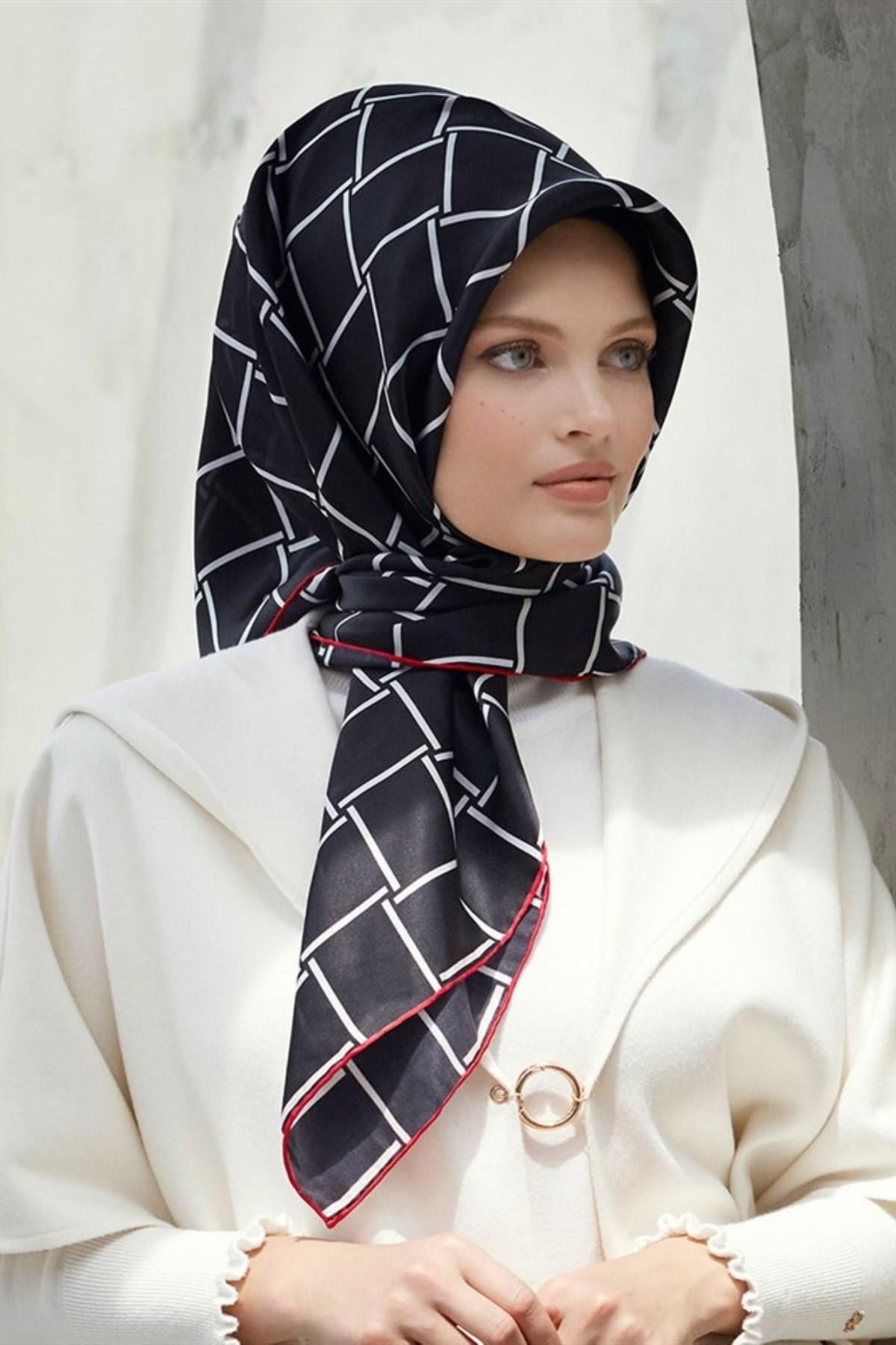 Armine Özel Nostalji Serisi Twill İpek Eşarp Modelleri 8246D-01
