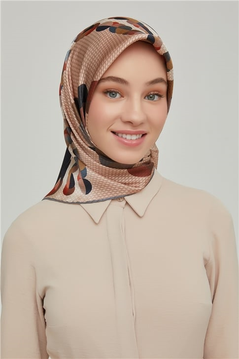 Armine Sura İpek Eşarp 21Ka8604 07