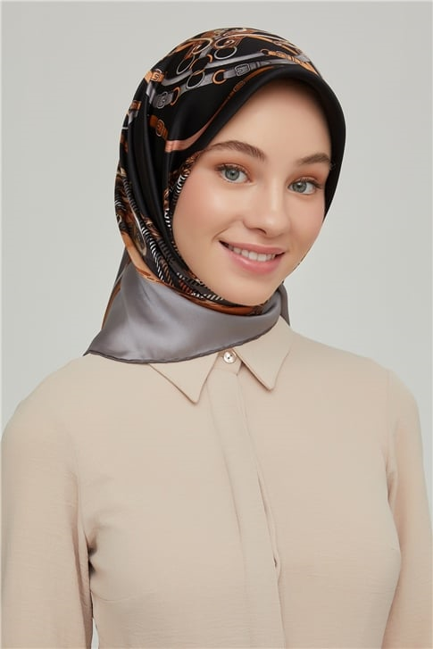 Armine Sura İpek Eşarp 21Ka8607 31
