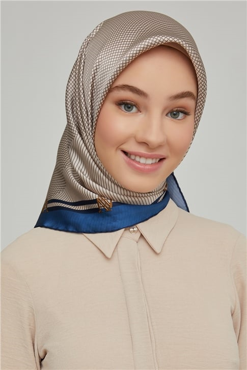 Armine Sura İpek Eşarp 21Ka8616 30