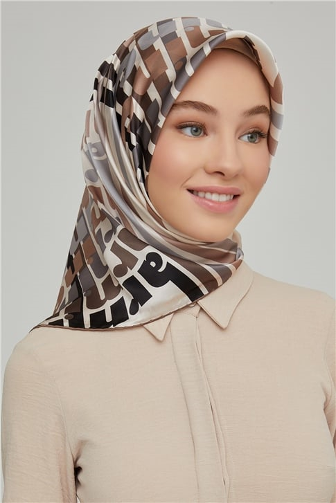 Armine Sura İpek Eşarp 21Ka8617 10