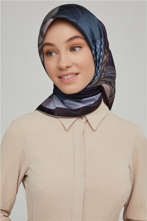 Armine Sura İpek Eşarp 21Ka8620 31