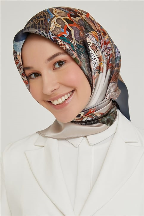 Armine Sura İpek Eşarp 21Ka8622 36