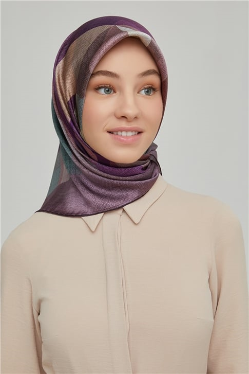 Armine Sura İpek Eşarp 21Ka8623 33