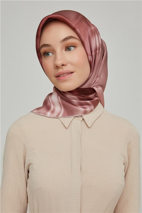 Armine Sura İpek Eşarp 21Ka8624 13