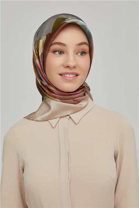 Armine Sura İpek Eşarp 21Ka8628 33