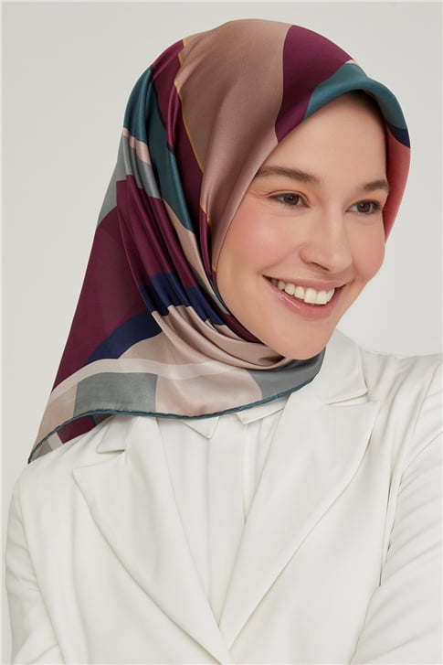 Armine Sura İpek Eşarp 21Ka8629 31