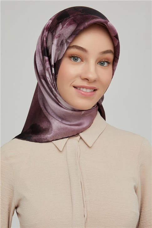 Armine Sura İpek Eşarp 21Ka8632 37