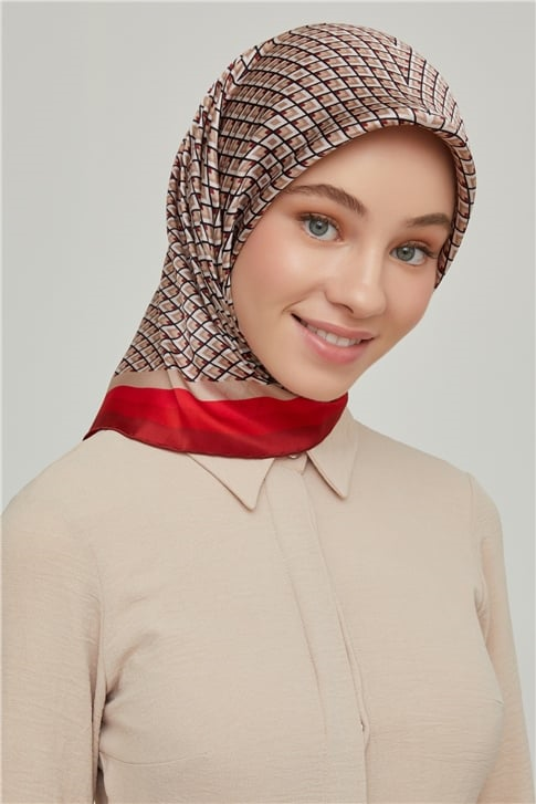 Armine Sura İpek Eşarp 21Ka8634 04