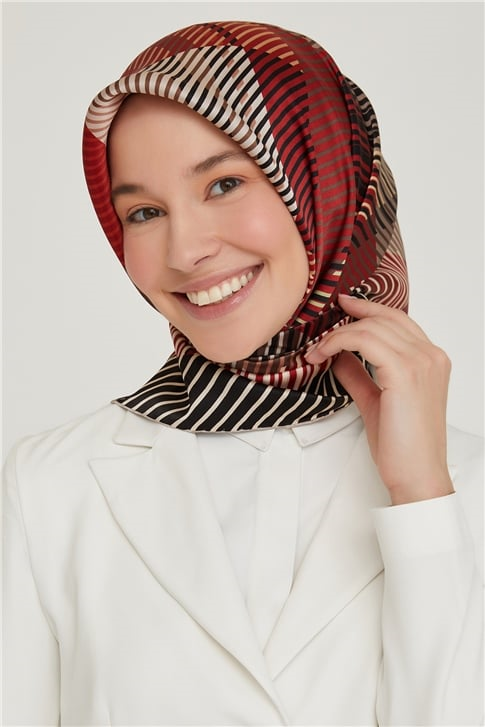 Armine Sura İpek Eşarp 21Ka8635 05