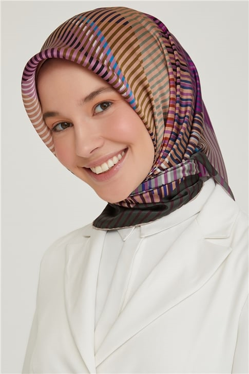 Armine Sura İpek Eşarp 21Ka8635 37