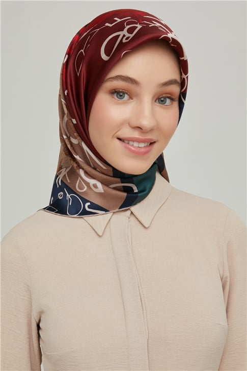 Armine Sura İpek Eşarp 21Ka8637 08