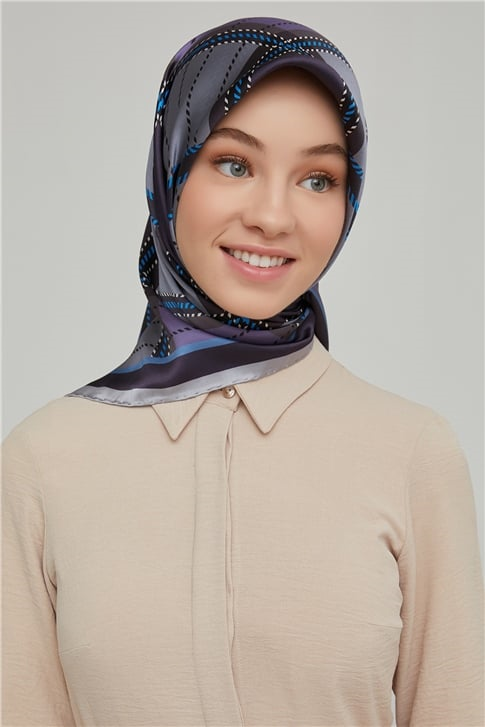 Armine Sura İpek Eşarp 21Ka8640 08