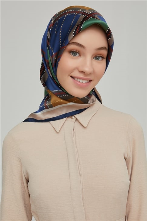Armine Sura İpek Eşarp 21Ka8640 34