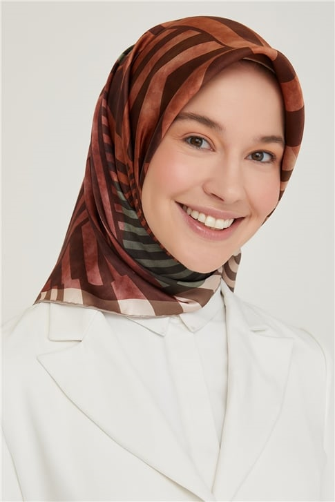 Armine Sura İpek Eşarp 21Ka8642 07