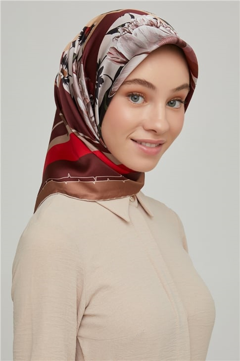 Armine Sura İpek Eşarp 21Ka8644 02