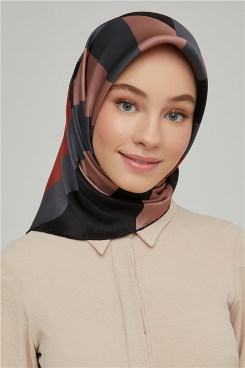 Armine Sura İpek Eşarp 21Ka8646 33