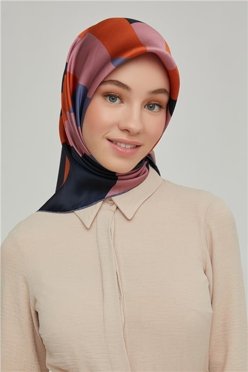 Armine Sura İpek Eşarp 21Ka8646 36