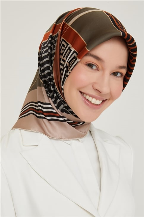 Armine Sura İpek Eşarp 21Ka8647 33
