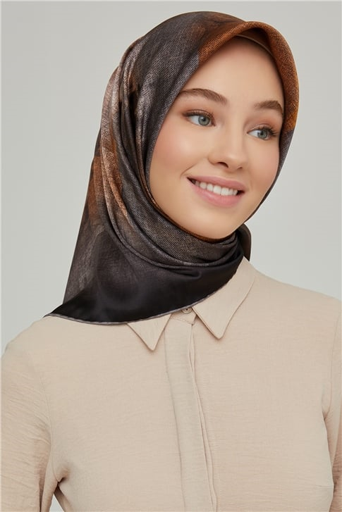 Armine Sura İpek Eşarp 21Ka8648 10