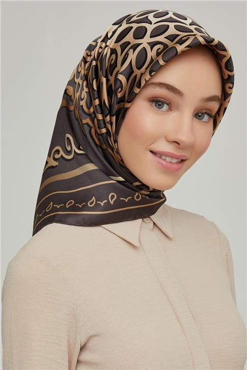 Armine Sura İpek Eşarp 21Ka8650 01