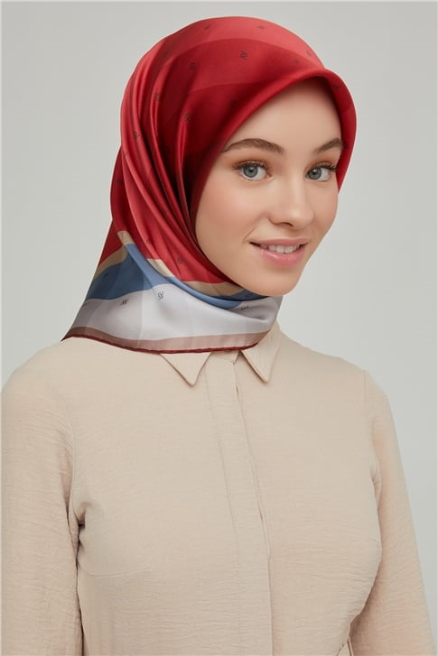 Armine Sura İpek Eşarp 21Ka8652 33