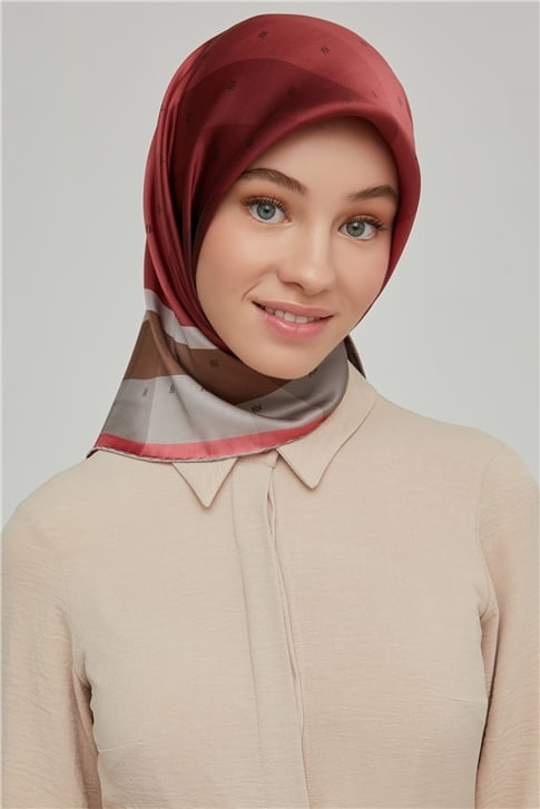 Armine Sura İpek Eşarp 21Ka8652 85