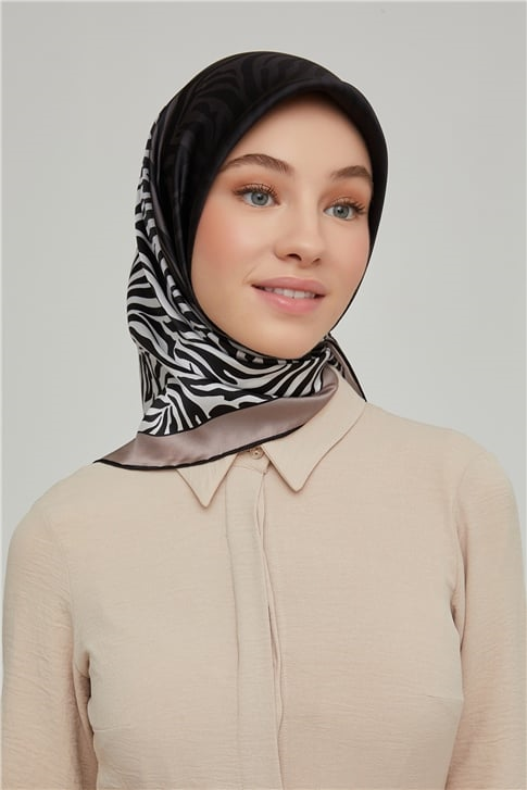 Armine Sura İpek Eşarp 21Ka8654 20