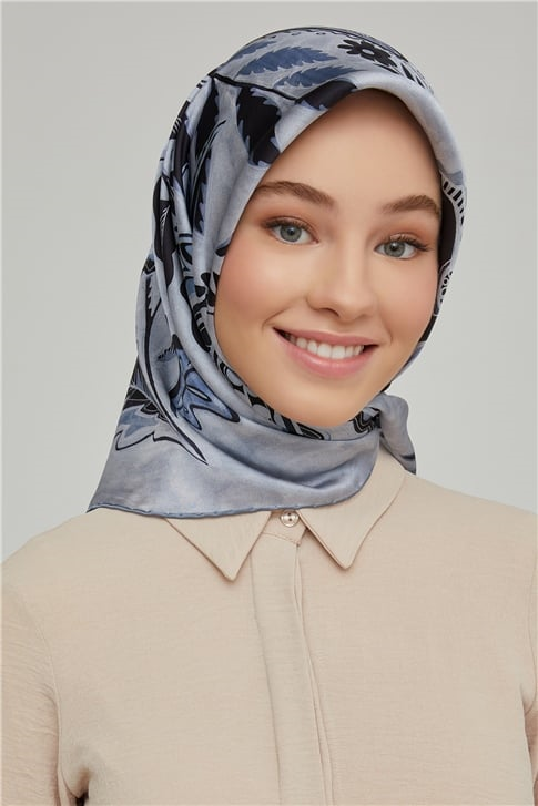 Armine Sura İpek Eşarp 21Ka8657 33