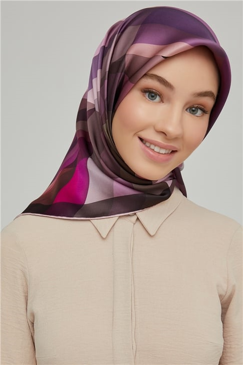 Armine Sura İpek Eşarp 21Ka8659 39