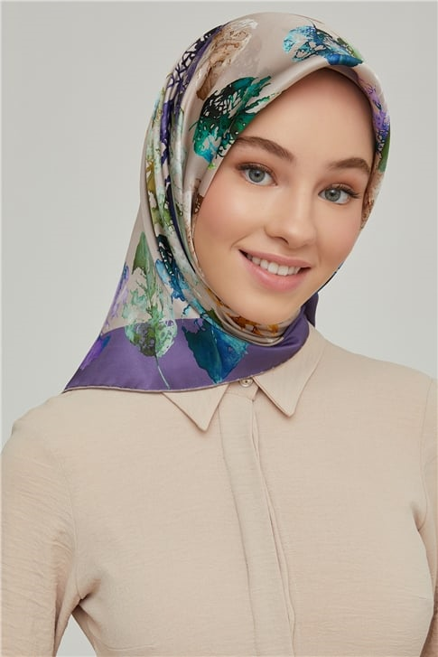 Armine Sura İpek Eşarp 21Ka8663 02