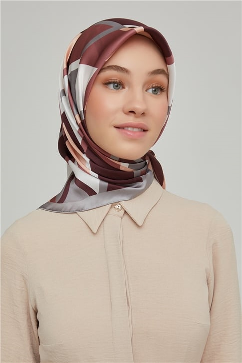 Armine Sura İpek Eşarp 21Ka8664 19