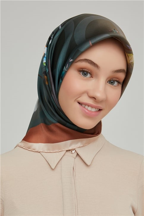 Armine Sura İpek Eşarp 21Ka8666 37