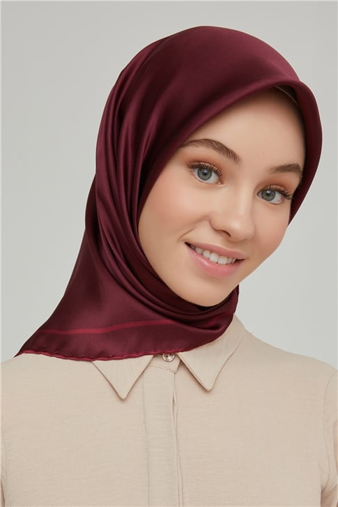 Armine Sura İpek Eşarp 21Ka8668 14